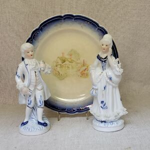 Vintage Victorian Lady and Gentleman 6" ceramic/porcelain figurine